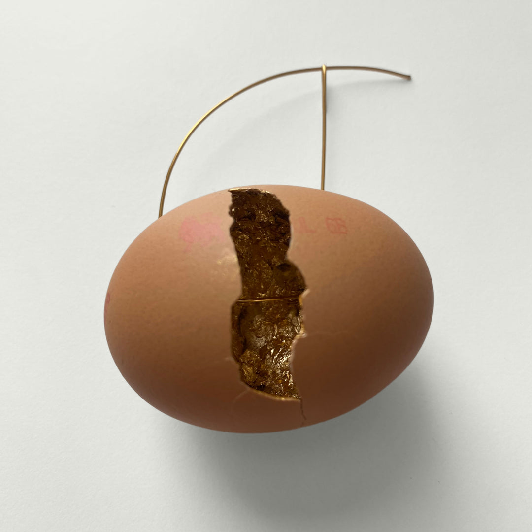THE EGG BROOCH